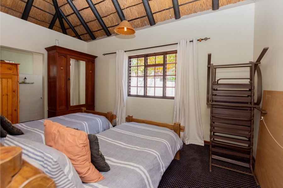 5 Bedroom Property for Sale in Myburgh Park Western Cape